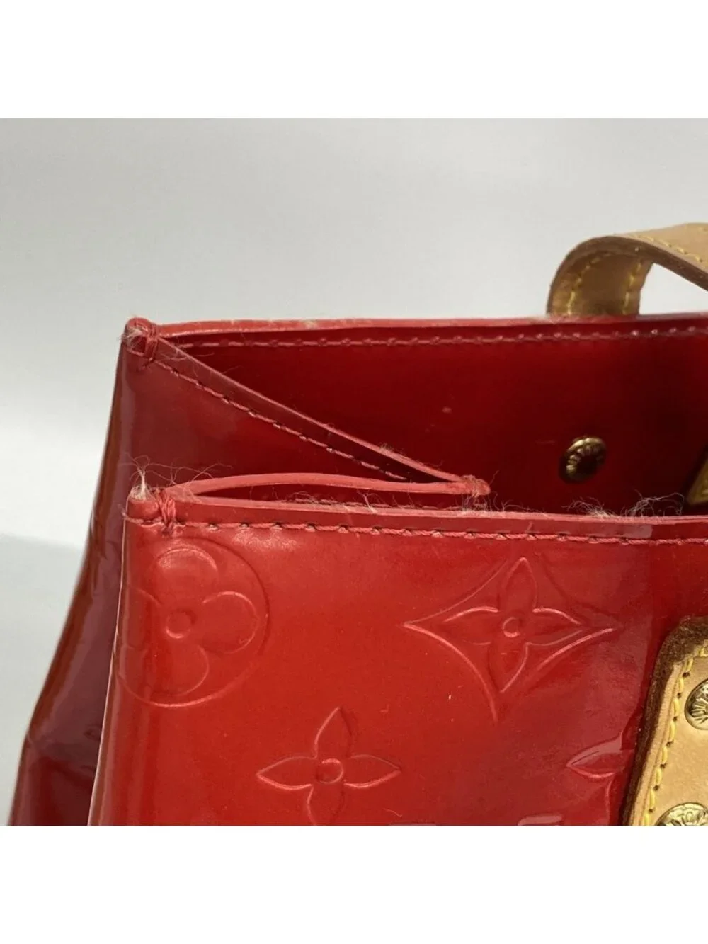 Louis Vuitton Tote Bag Vernis Reed MM Rouge